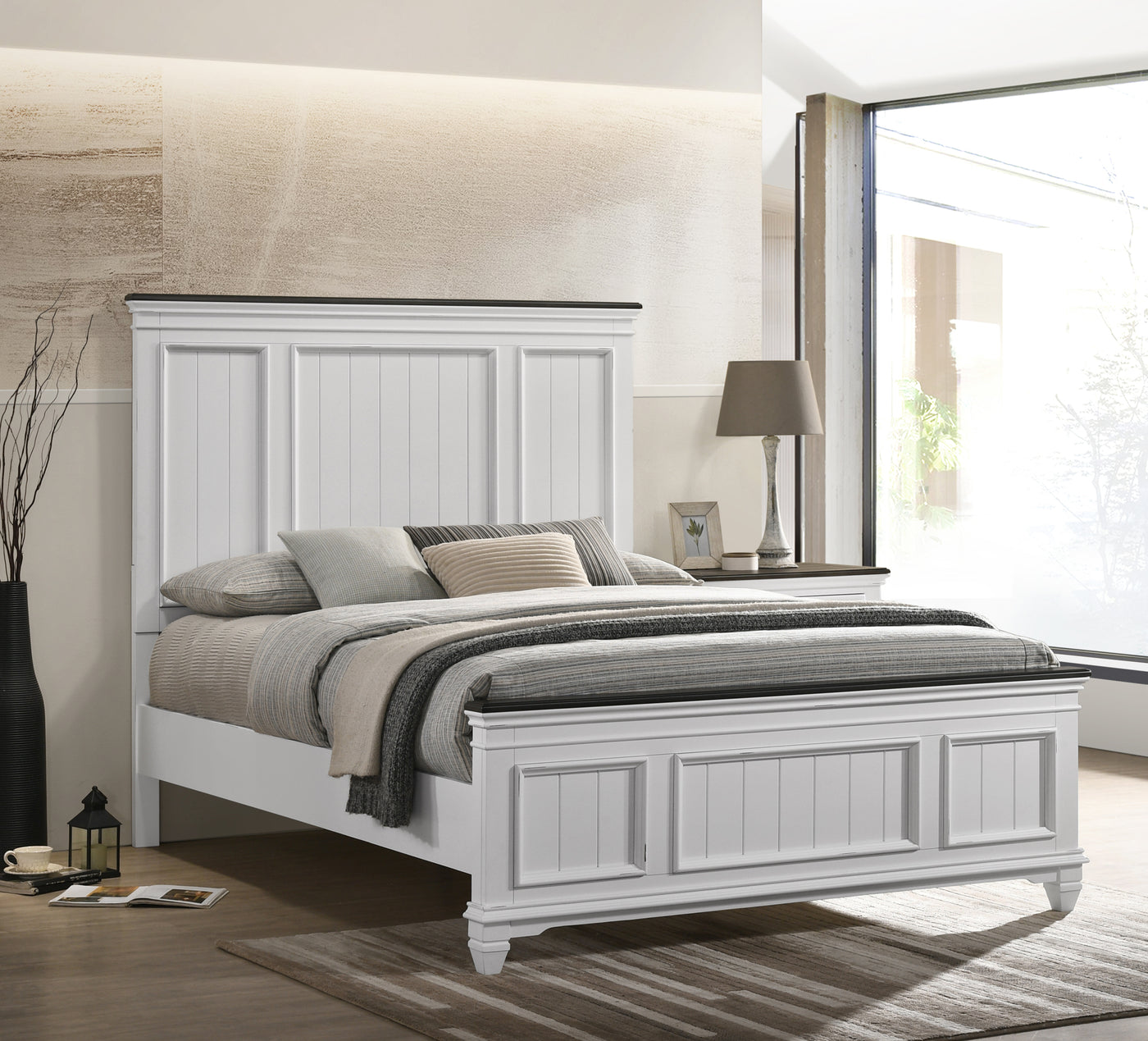 Clelane Wood Bedroom 5 piece Set with Shiplap Panel Queen Bed, Dresser, Mirror, Nightstand, and Chest