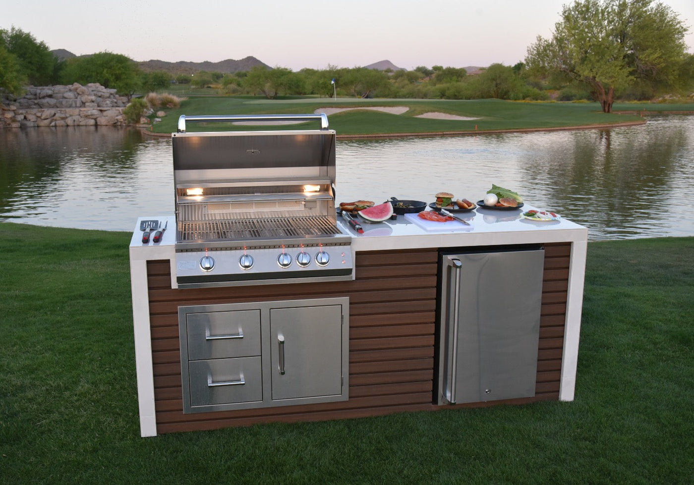 Kokomo Grills Professional Shiplap Outdoor Kitchen KoKoMo Grill With Waterfall Edge