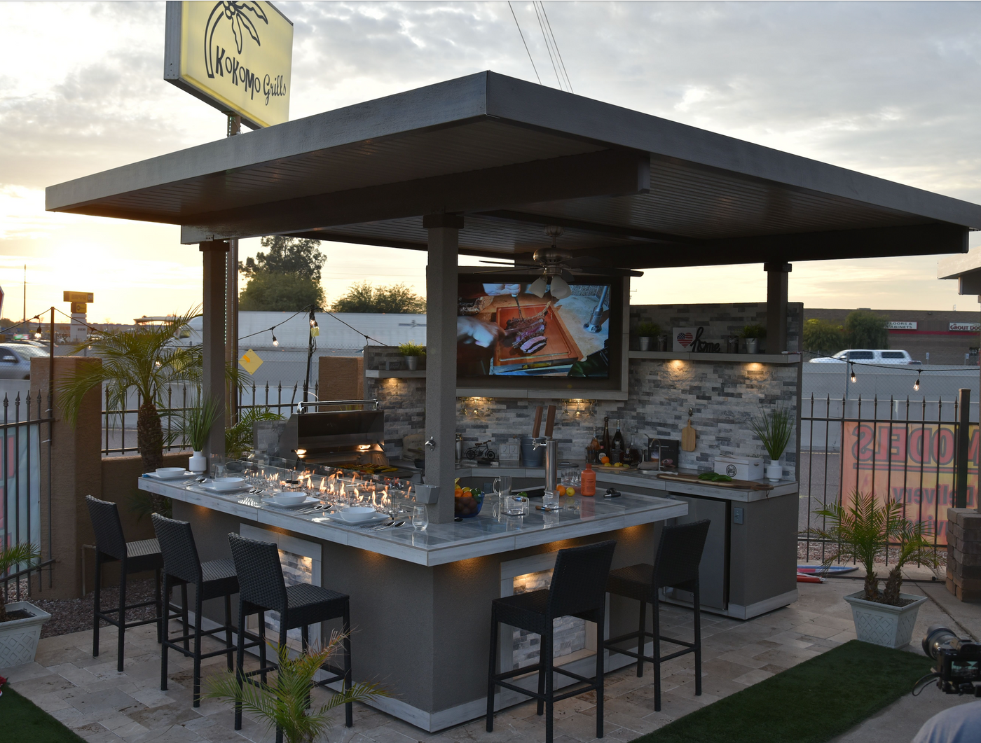 Kokomo Grills Best Outdoor Kitchen Bermuda BBQ Island with TV_Bermuda