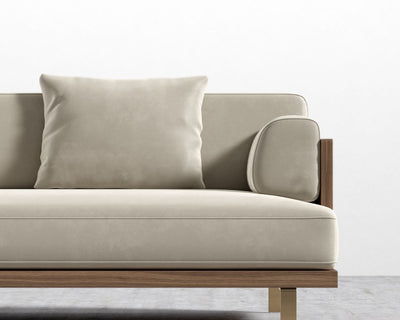 ROVECONCEPTS Maria Sofa