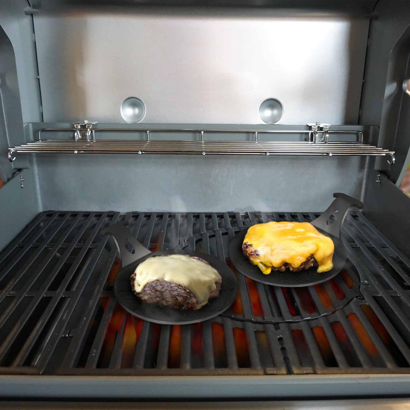 Mini Plancha Griddle for Perfect Burgers