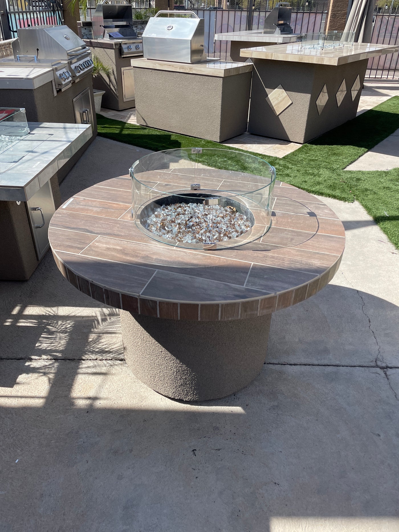 Kokomo Grills Bahama Firepit Floor Model_bahama3250