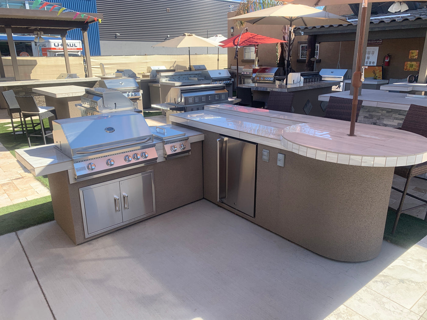 Kokomo Grills Aruba Round BBQ Island_arubaround3297